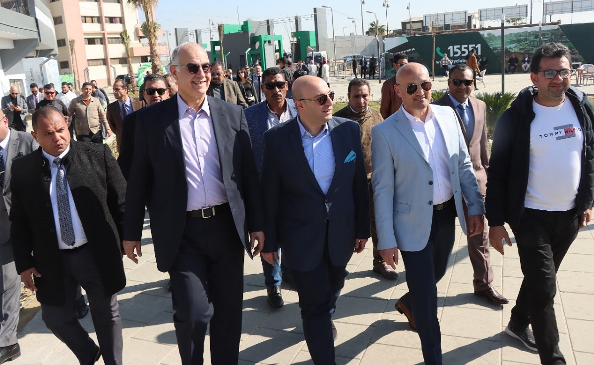 غنيم يتفقد أعمال تطوير نادي سيتي كلوب